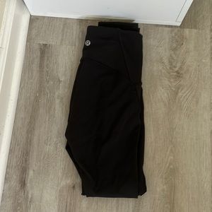Lululemon Black Tight leggings Sz 4